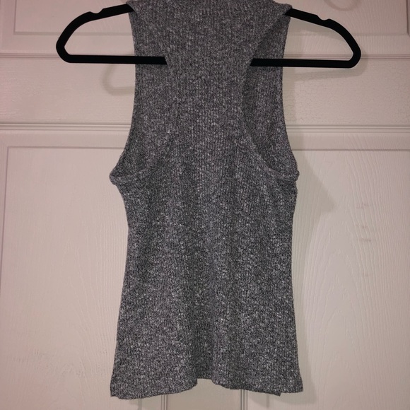 Gray Ribbed Tank Top - Picture 6 of 7